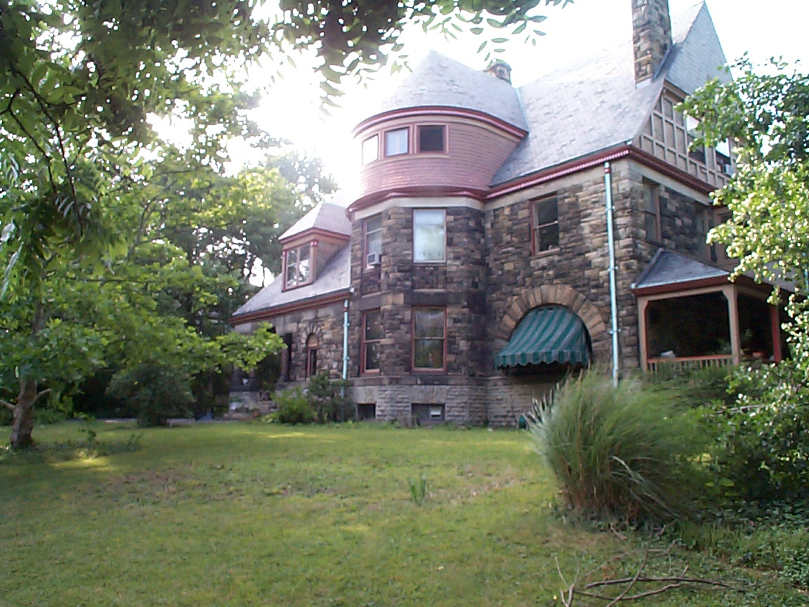 Historic Lloyd House Building - Lloyd House